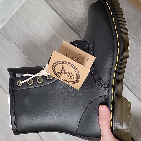 1460's Felix Rub Off Doc Martens - Picture 5 of 7